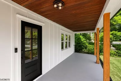 129 W Oak St, Bernards Township, NJ 07920 - Photo 3