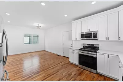246 Cortlandt St #1, Belleville, NJ 07109 - Photo 3