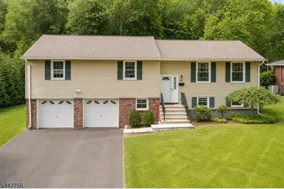 51 Hilltop Ave, Berkeley Heights Township, NJ 07922 - Photo 1