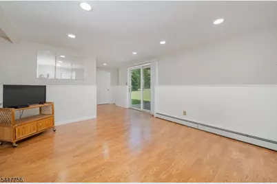 51 Hilltop Ave, Berkeley Heights Township, NJ 07922 - Photo 23