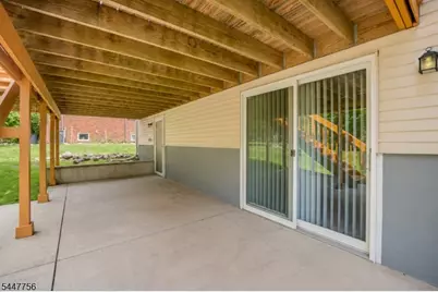 51 Hilltop Ave, Berkeley Heights Township, NJ 07922 - Photo 15