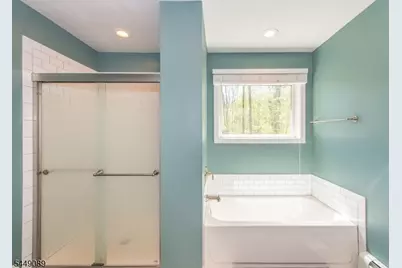 88 Crescent Dr, Hampton Township, NJ 07860 - Photo 21