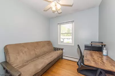 88 Crescent Dr, Hampton Township, NJ 07860 - Photo 15