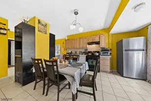 373 Oak St, Passaic, NJ 07055 - Photo 5