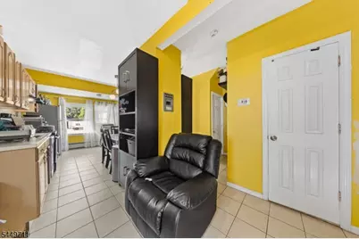 373 Oak St, Passaic, NJ 07055 - Photo 7