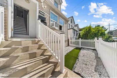 373 Oak St, Passaic, NJ 07055 - Photo 3