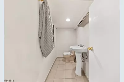 373 Oak St, Passaic, NJ 07055 - Photo 19