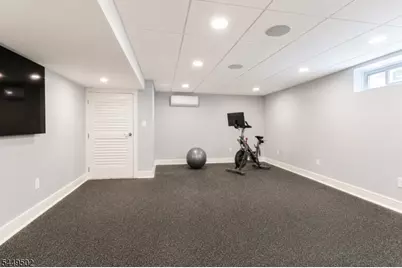 120 Timberhill Dr, East Hanover Township, NJ 07936 - Photo 33