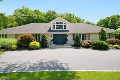 120 Timberhill Dr, East Hanover Township, NJ 07936 - Photo 3