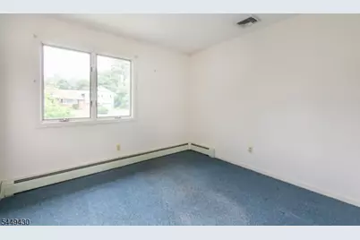 14 Hinchman Ave, Wayne, NJ 07470 - Photo 13