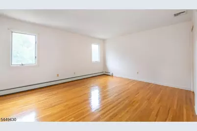 14 Hinchman Ave, Wayne, NJ 07470 - Photo 9