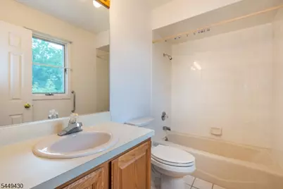 14 Hinchman Ave, Wayne, NJ 07470 - Photo 11