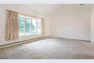 14 Hinchman Ave, Wayne, NJ 07470 - Photo 3