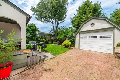 786 Lake St, Newark, NJ 07104 - Photo 27