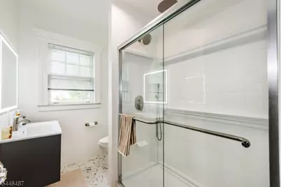 786 Lake St, Newark, NJ 07104 - Photo 19