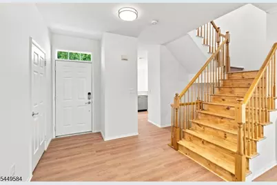 47 Lambiance Ct, Highland Park, NJ 08904 - Photo 7