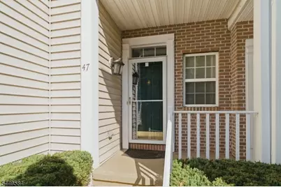 47 Lambiance Ct, Highland Park, NJ 08904 - Photo 5
