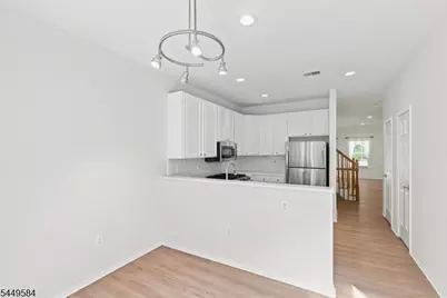 47 Lambiance Ct, Highland Park, NJ 08904 - Photo 19