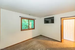 14 Stonehill Dr, Vernon, NJ 07462 - Photo 21