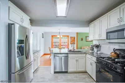 12 Mansfield Way, Jefferson Township, NJ 07438 - Photo 11