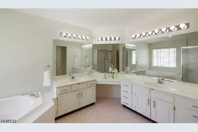 48 Huntington Rd, Bernards Township, NJ 07920 - Photo 15