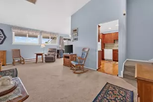 68 Overlook Dr, Union Township, NJ 08809 - Photo 3