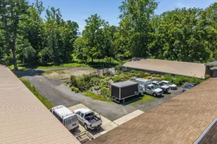68 Johanna Farms Rd, Raritan Township, NJ 08551 - Photo 3