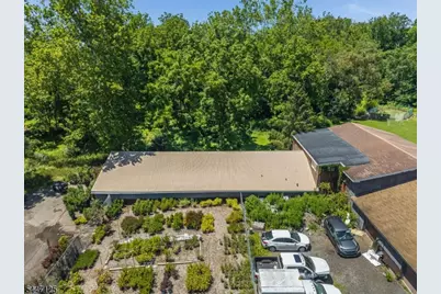 68 Johanna Farms Rd, Raritan Township, NJ 08551 - Photo 11