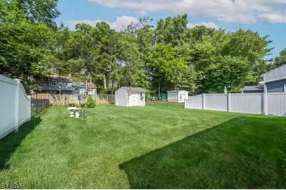 63 Hazel Ave, Livingston, NJ 07039 - Photo 23