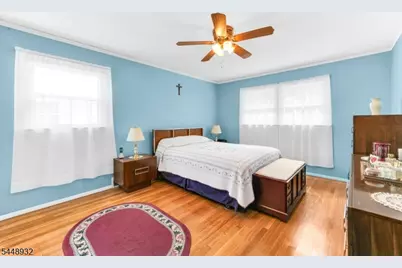 536 Fairway Dr, Union Township, NJ 07083 - Photo 13