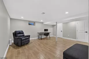 61 Bart Pl, Clifton, NJ 07013 - Photo 35