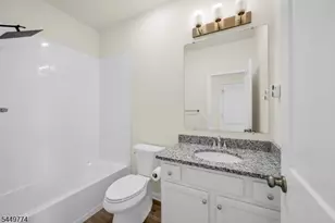 228 Park Ln, Dunellen, NJ 08812 - Photo 23