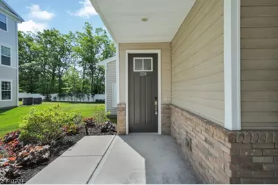 228 Park Ln, Dunellen, NJ 08812 - Photo 3