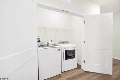 228 Park Ln, Dunellen, NJ 08812 - Photo 15