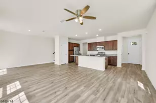 228 Park Ln, Dunellen, NJ 08812 - Photo 7