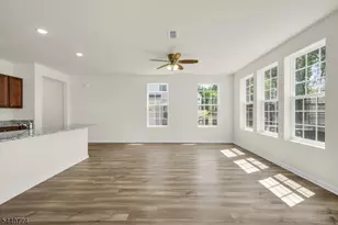 228 Park Ln, Dunellen, NJ 08812 - Photo 9