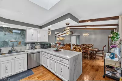 102 Meadow Rd, Hampton Township, NJ 07860 - Photo 19
