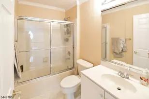 253 Patriot Hill Dr, Bernards Township, NJ 07920 - Photo 23