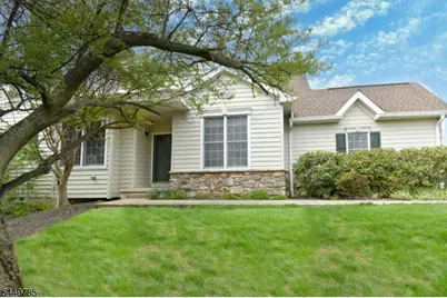 253 Patriot Hill Dr, Bernards Township, NJ 07920 - Photo 3