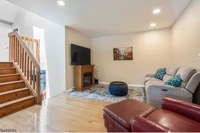 286 Atlantic Dr., Parsippany, NJ 07054 - Photo 11