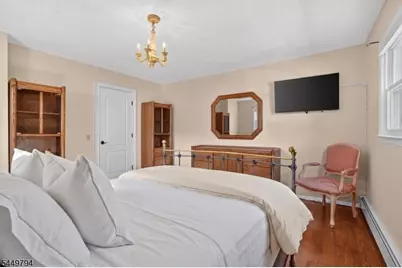 200 N 18th St #1, Kenilworth, NJ 07033 - Photo 7