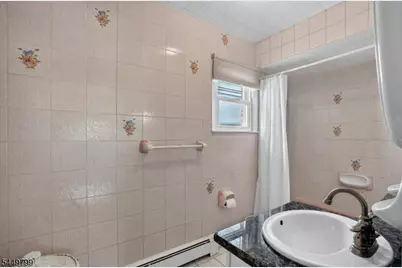 200 N 18th St #2, Kenilworth, NJ 07033 - Photo 9