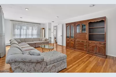 200 N 18th St #2, Kenilworth, NJ 07033 - Photo 5