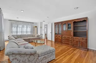 200 N 18th St, Kenilworth, NJ 07033 - Photo 5