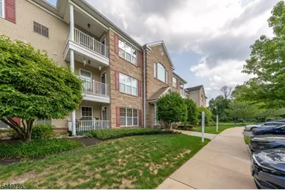 319 Sophee Ln, Lakewood Twp., NJ 08701 - Photo 5