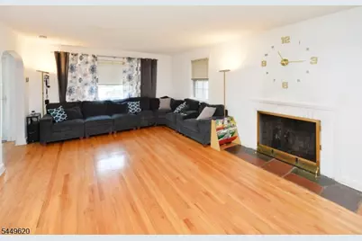 968 Byron Ave, Elizabeth, NJ 07208 - Photo 3