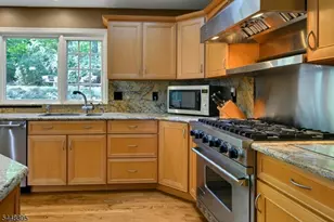 39 Lookout Rd, Mountain Lakes, NJ 07046 - Photo 15
