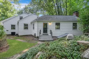 39 Lookout Rd, Mountain Lakes, NJ 07046 - Photo 37