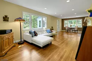 39 Lookout Rd, Mountain Lakes, NJ 07046 - Photo 11