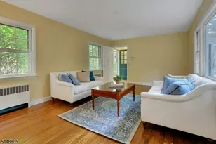 39 Lookout Rd, Mountain Lakes, NJ 07046 - Photo 9